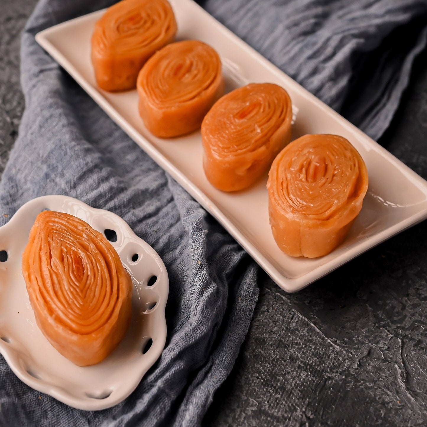 Madatha Kaja (Small)