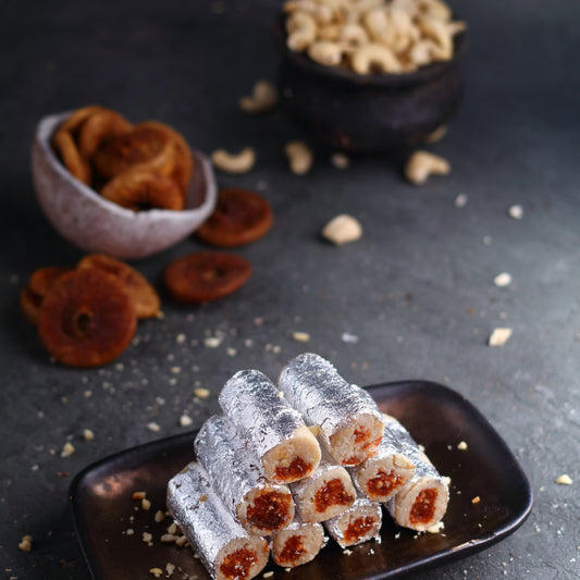 Kaju Anjeer Roll