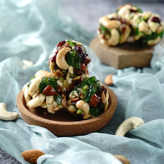 Kiwi Dry Fruit Laddu